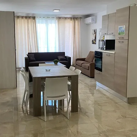Sunrise Court Apartment Marsaskala Exterior photo