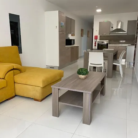 Sunrise Court Apartment Marsaskala Exterior photo