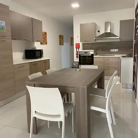 Sunrise Court Apartment Marsaskala Exterior photo