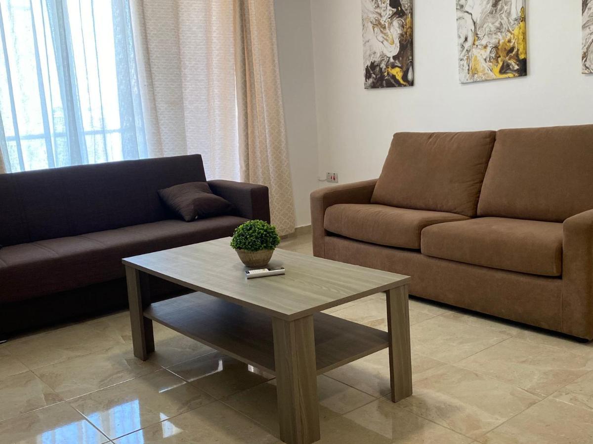 Sunrise Court Apartment